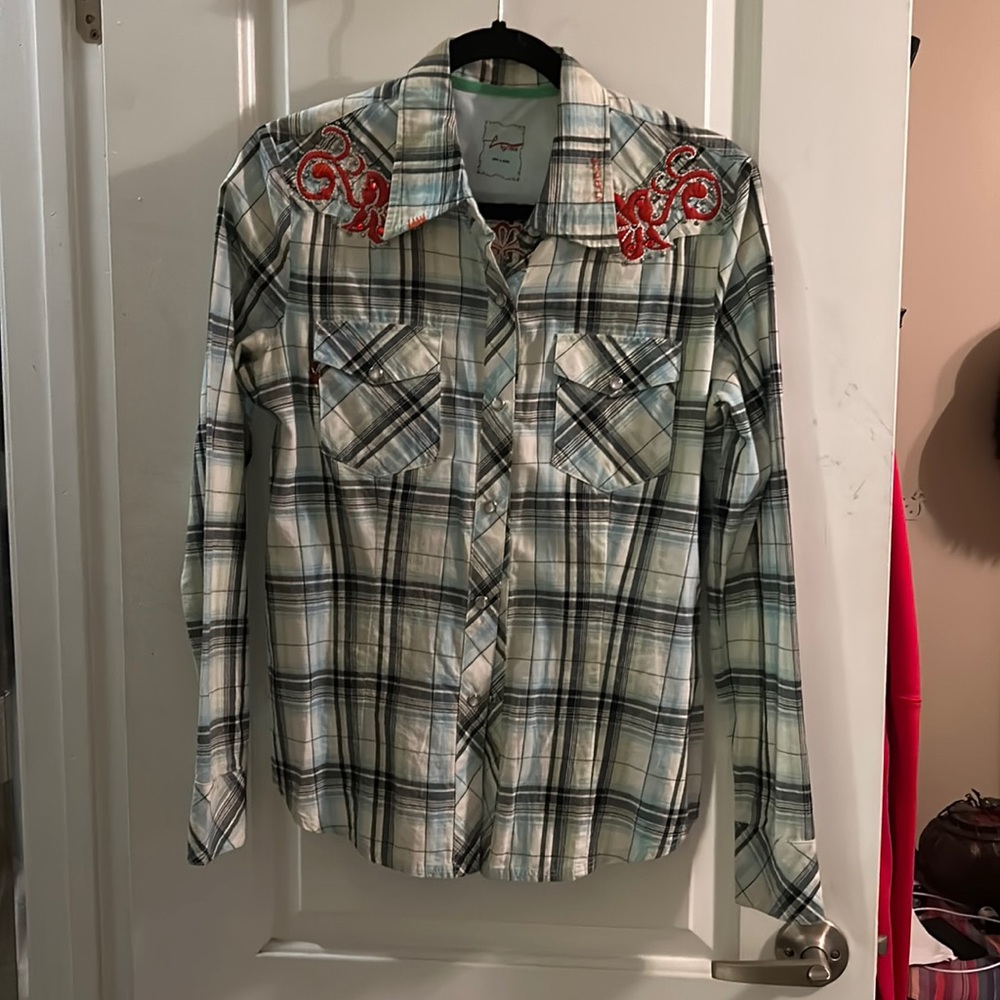 Vigoss Western Embroidered button down shirt
